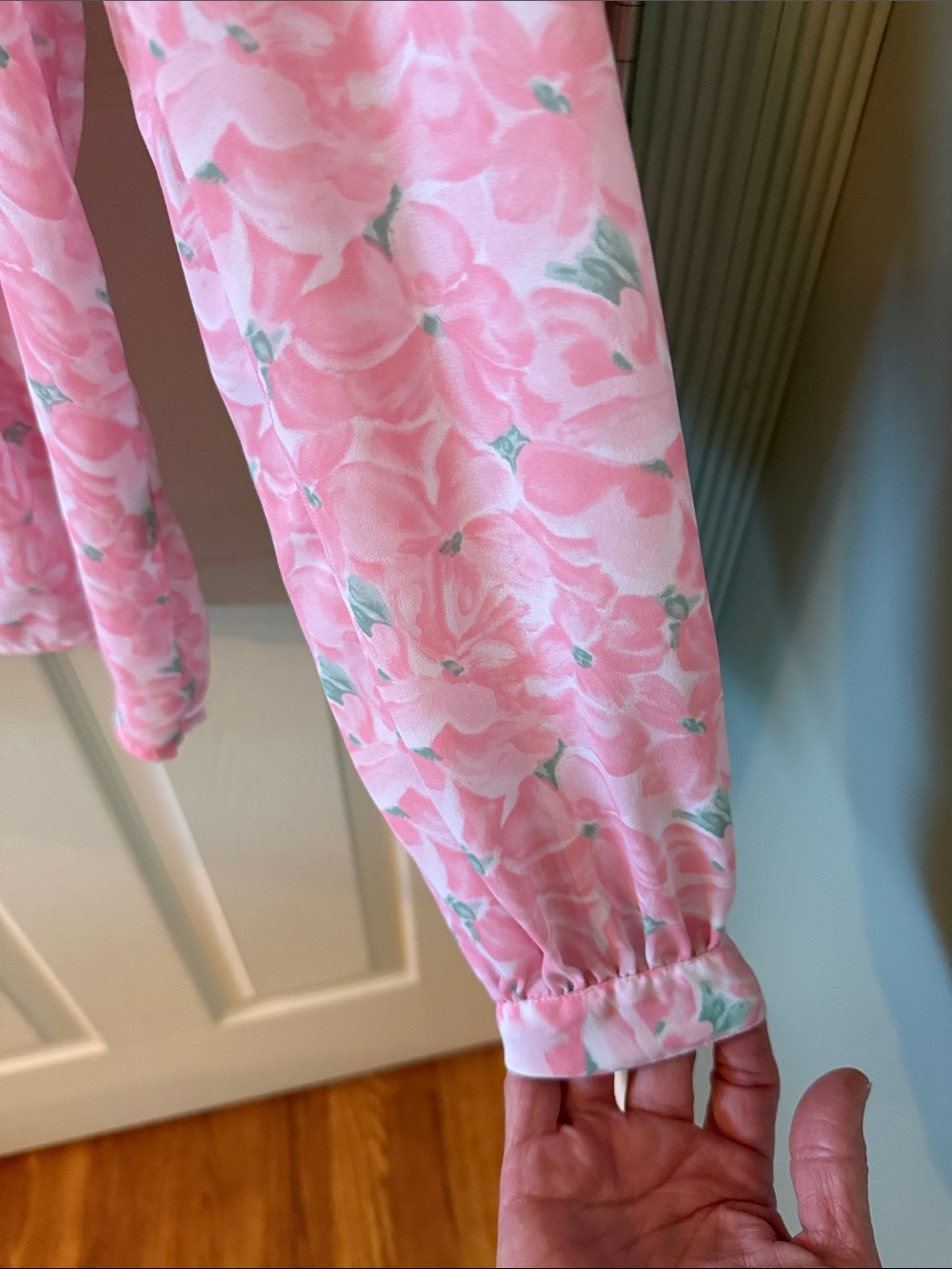 Anne Klein Pink Floral Button-Front Blouse - Picture 4 of 5